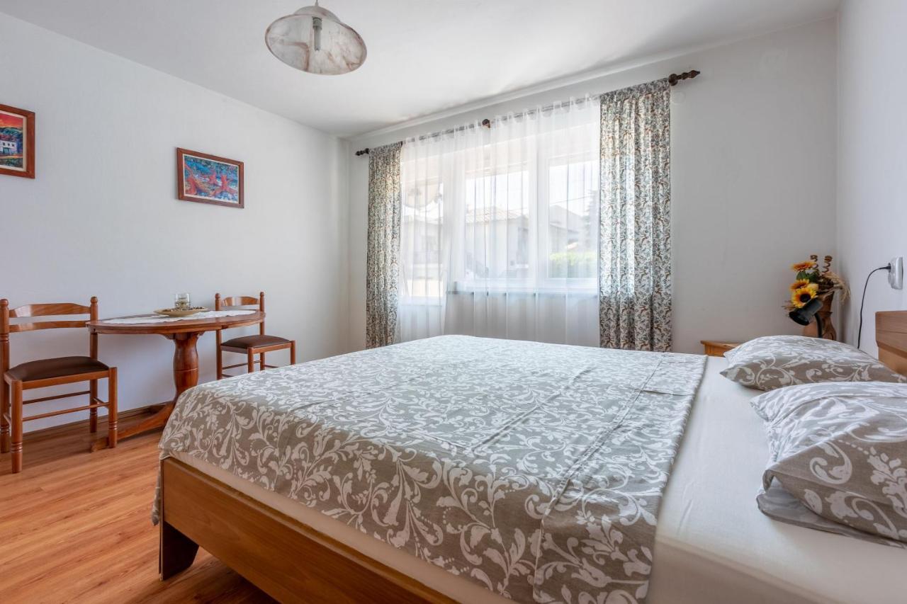 Apartments Ratko ヤドラニヴォ エクステリア 写真